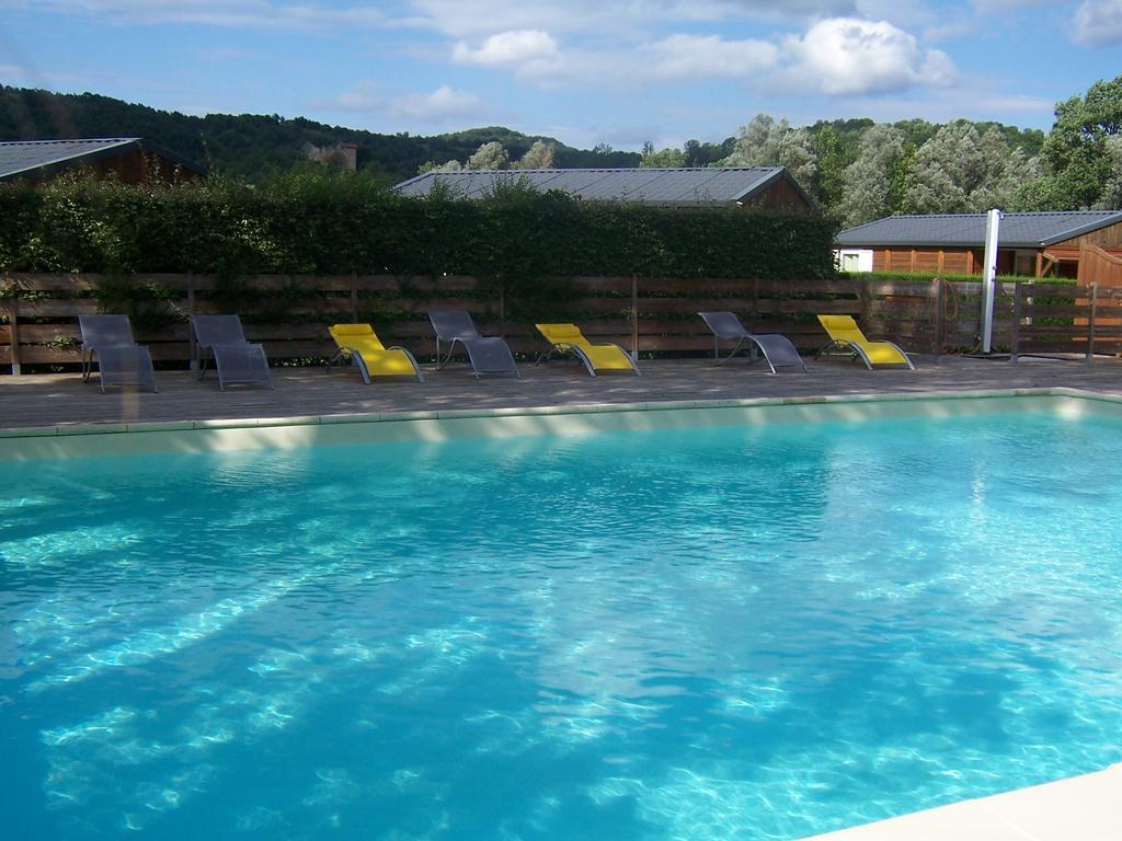 Hotel La Tour Du Loup La Bastide-de-Sérou Exteriér fotografie